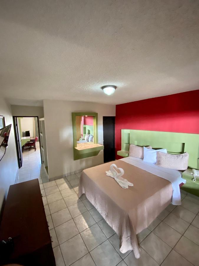 Hotel Los Altos Tijuana Exterior photo