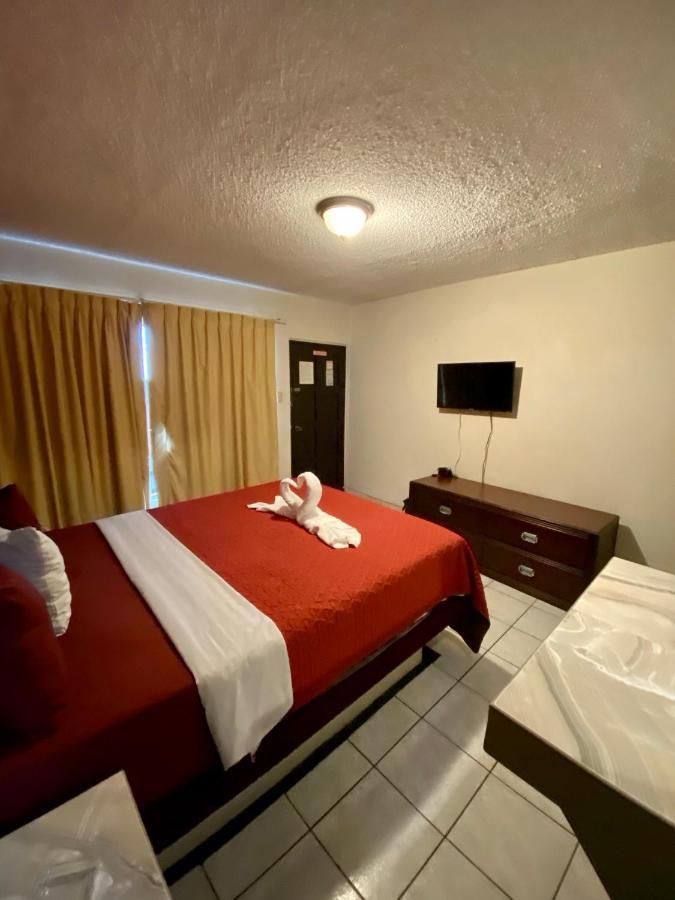 Hotel Los Altos Tijuana Exterior photo